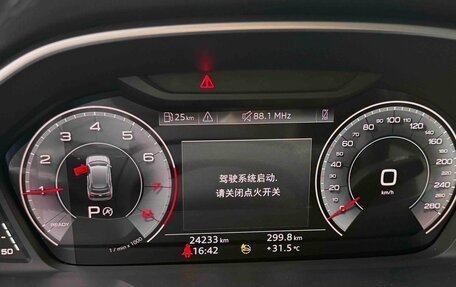 Audi Q3, 2022 год, 2 390 000 рублей, 4 фотография