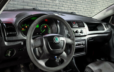 Skoda Fabia II, 2010 год, 350 000 рублей, 8 фотография