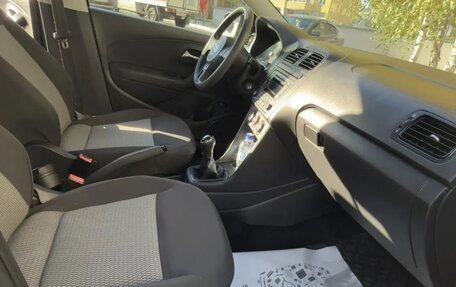 Volkswagen Polo VI (EU Market), 2012 год, 955 000 рублей, 9 фотография