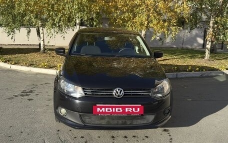 Volkswagen Polo VI (EU Market), 2012 год, 955 000 рублей, 3 фотография