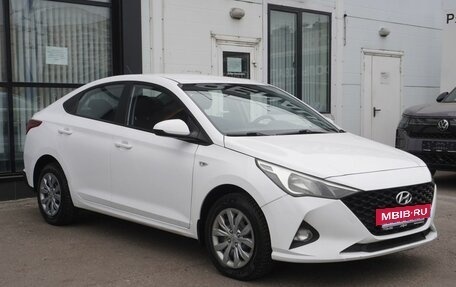 Hyundai Solaris II рестайлинг, 2022 год, 1 500 000 рублей, 3 фотография