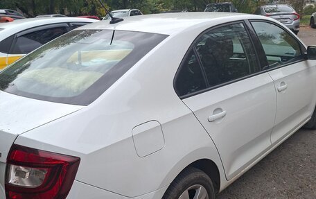 Skoda Rapid I, 2018 год, 1 000 000 рублей, 5 фотография
