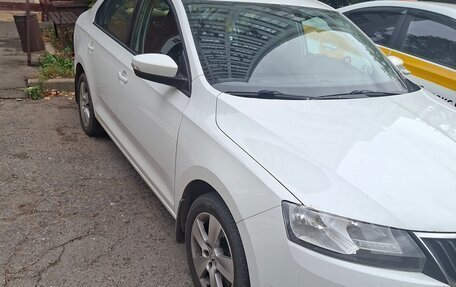 Skoda Rapid I, 2018 год, 1 000 000 рублей, 3 фотография