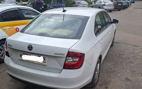 Skoda Rapid I, 2018 год, 1 000 000 рублей, 4 фотография