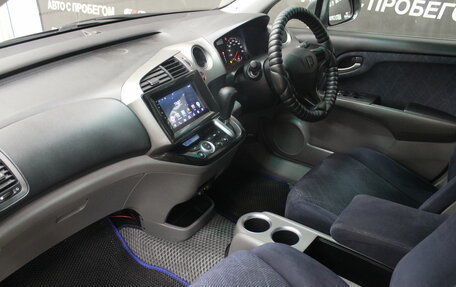 Honda Stream II, 2010 год, 1 098 000 рублей, 7 фотография