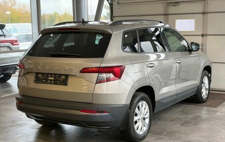 Skoda Karoq I, 2021 год, 2 369 000 рублей, 6 фотография