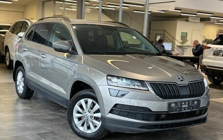 Skoda Karoq I, 2021 год, 2 369 000 рублей, 3 фотография