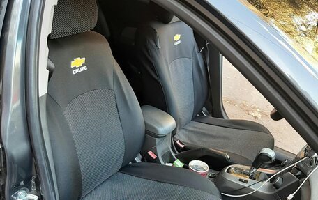 Chevrolet Cruze II, 2010 год, 530 000 рублей, 17 фотография