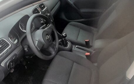 Volkswagen Golf VI, 2011 год, 550 000 рублей, 2 фотография