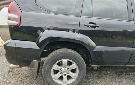 Toyota Land Cruiser Prado 120 рестайлинг, 2005 год, 1 250 000 рублей, 6 фотография