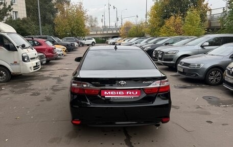 Toyota Camry, 2017 год, 2 550 000 рублей, 3 фотография