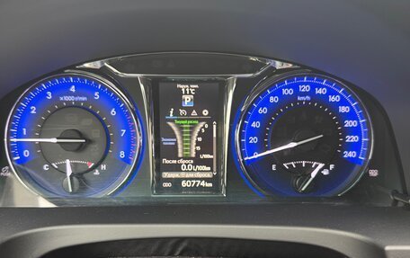 Toyota Camry, 2017 год, 2 550 000 рублей, 10 фотография