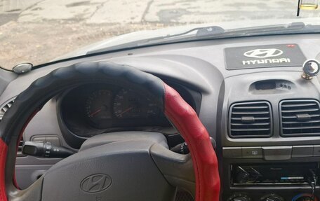 Hyundai Accent II, 2006 год, 200 000 рублей, 3 фотография