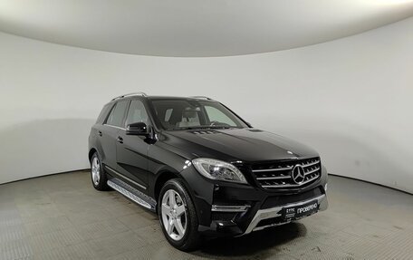 Mercedes-Benz M-Класс, 2012 год, 2 350 000 рублей, 3 фотография