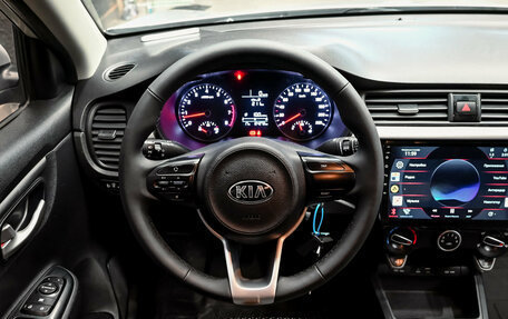 KIA Rio IV, 2018 год, 1 300 000 рублей, 12 фотография