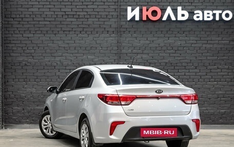 KIA Rio IV, 2018 год, 1 300 000 рублей, 7 фотография