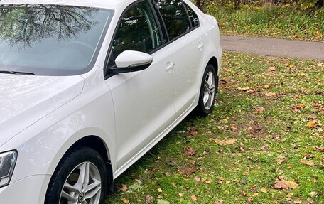 Volkswagen Jetta VI, 2015 год, 1 200 000 рублей, 3 фотография
