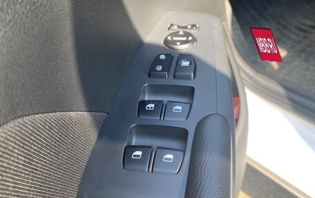 Hyundai Solaris II рестайлинг, 2021 год, 1 890 000 рублей, 9 фотография