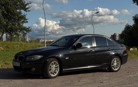 BMW 3 серия, 2010 год, 900 000 рублей, 14 фотография