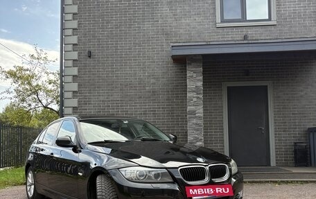 BMW 3 серия, 2010 год, 900 000 рублей, 9 фотография