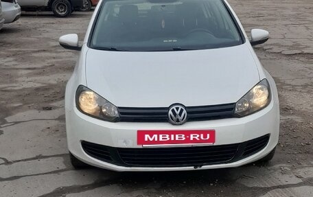 Volkswagen Golf VI, 2011 год, 550 000 рублей, 2 фотография