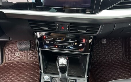 Volkswagen Passat B8 рестайлинг, 2023 год, 2 570 000 рублей, 10 фотография