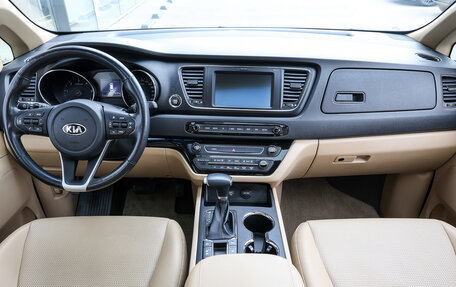 KIA Carnival III, 2019 год, 3 398 000 рублей, 18 фотография