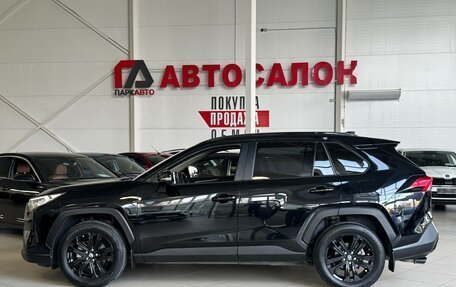 Toyota RAV4, 2022 год, 4 200 000 рублей, 8 фотография