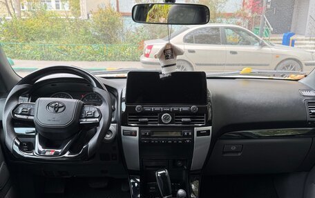 Toyota Land Cruiser Prado 120 рестайлинг, 2003 год, 1 950 000 рублей, 4 фотография