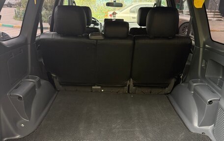 Toyota Land Cruiser Prado 120 рестайлинг, 2003 год, 1 950 000 рублей, 8 фотография