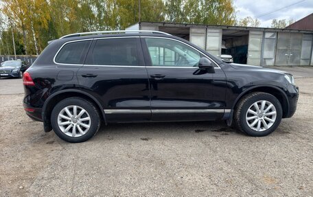 Volkswagen Touareg III, 2011 год, 1 700 000 рублей, 6 фотография