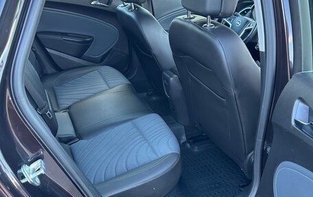 Opel Astra J, 2013 год, 800 000 рублей, 13 фотография