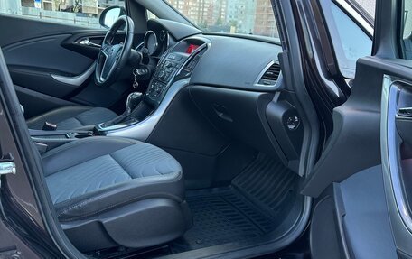 Opel Astra J, 2013 год, 800 000 рублей, 9 фотография