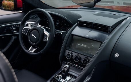 Jaguar F-Type I рестайлинг 2, 2023 год, 7 990 000 рублей, 12 фотография