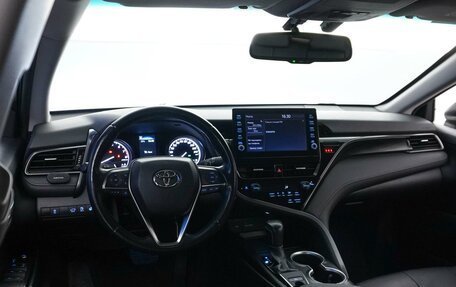 Toyota Camry, 2021 год, 3 349 050 рублей, 6 фотография
