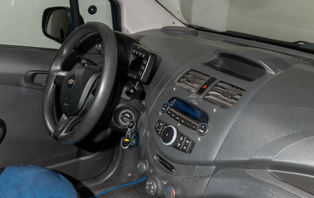 Chevrolet Spark III, 2012 год, 650 000 рублей, 24 фотография