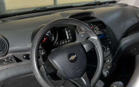 Chevrolet Spark III, 2012 год, 650 000 рублей, 20 фотография