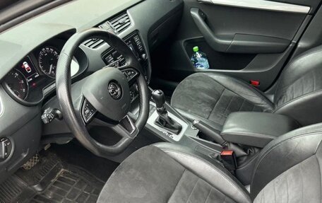 Skoda Octavia, 2017 год, 1 450 000 рублей, 3 фотография