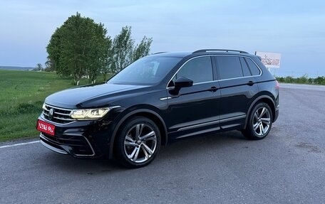 Volkswagen Tiguan II, 2021 год, 2 790 000 рублей, 1 фотография