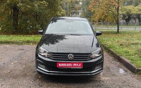 Volkswagen Polo VI (EU Market), 2016 год, 750 000 рублей, 2 фотография