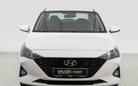 Hyundai Solaris II рестайлинг, 2022 год, 1 600 000 рублей, 2 фотография