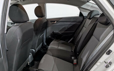 Hyundai Solaris II рестайлинг, 2022 год, 1 600 000 рублей, 18 фотография