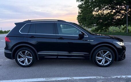 Volkswagen Tiguan II, 2021 год, 2 790 000 рублей, 9 фотография