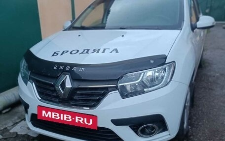 Renault Logan II, 2018 год, 550 000 рублей, 4 фотография