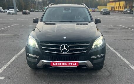 Mercedes-Benz M-Класс, 2013 год, 1 780 000 рублей, 3 фотография