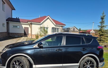 Toyota RAV4, 2017 год, 3 050 000 рублей, 5 фотография