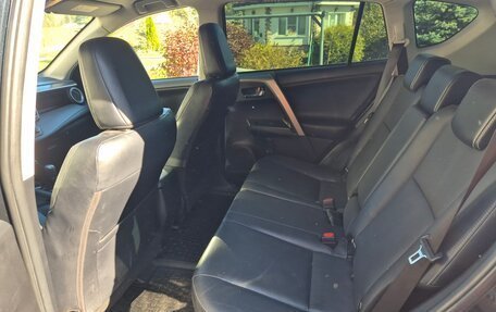 Toyota RAV4, 2017 год, 3 050 000 рублей, 12 фотография