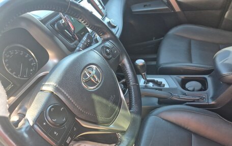 Toyota RAV4, 2017 год, 3 050 000 рублей, 22 фотография