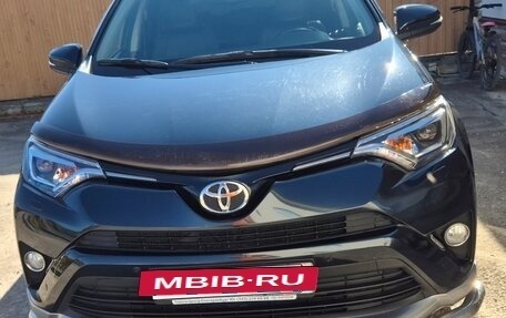 Toyota RAV4, 2017 год, 3 050 000 рублей, 31 фотография