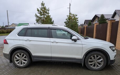 Volkswagen Tiguan II, 2017 год, 3 100 000 рублей, 4 фотография
